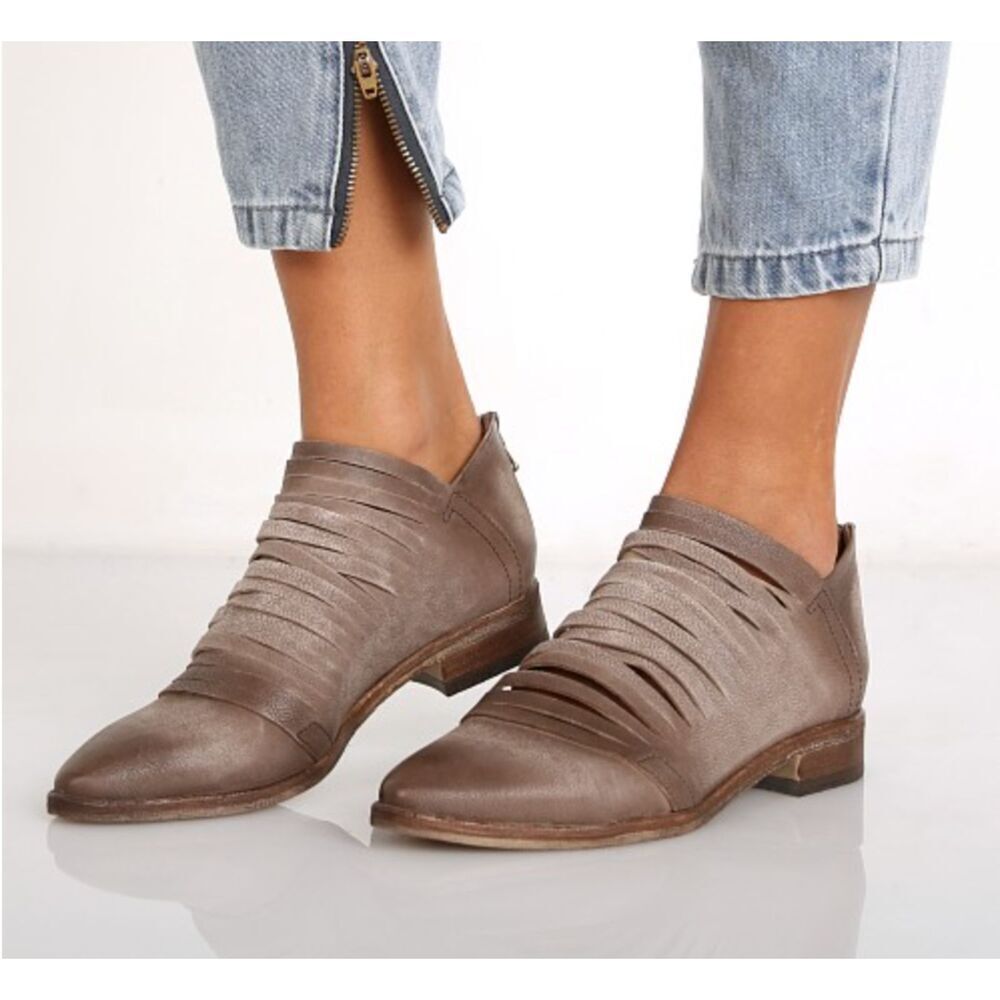 Free People Lost Valley Boot Brown Leather Pointed Toe Ankle Boot Size 10 - Picture 1 of 10